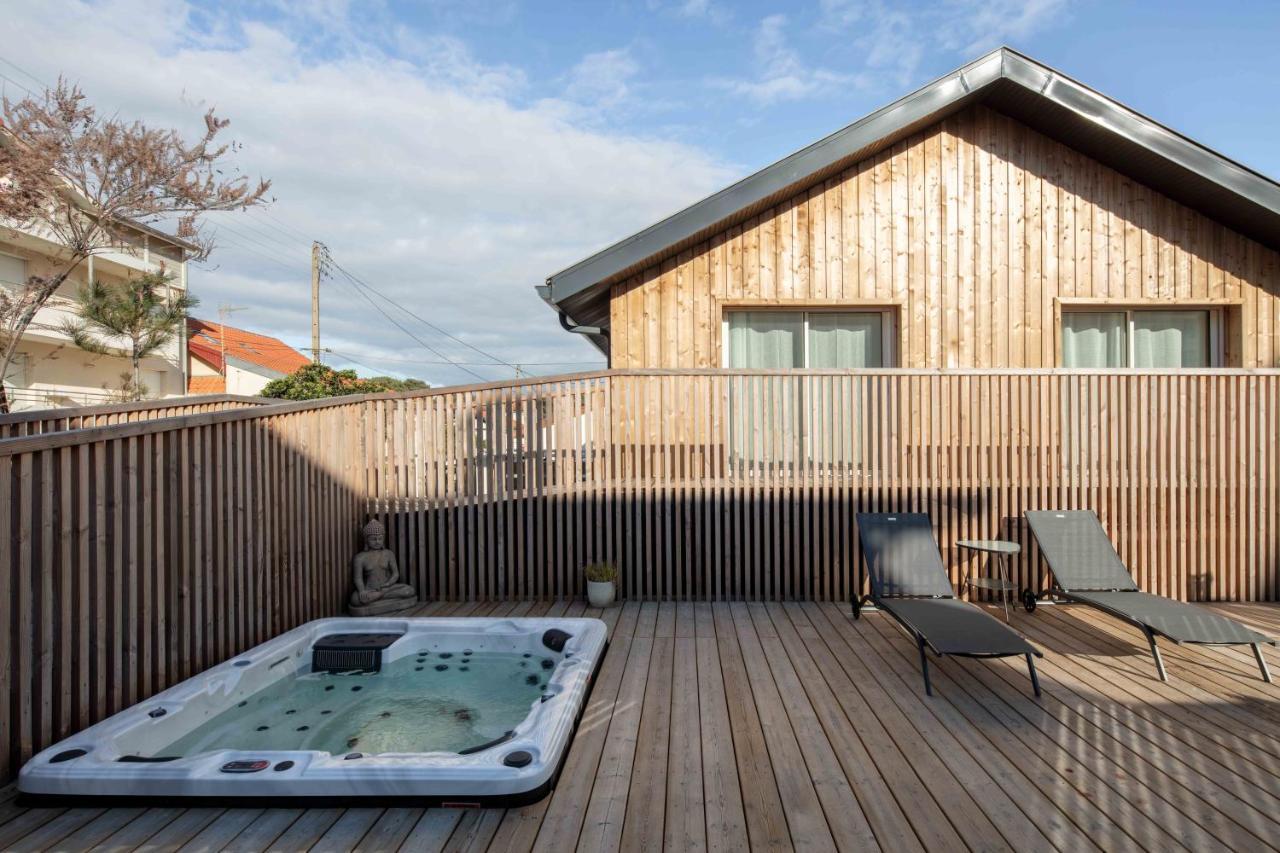 카브레톤 Ted Surf House B&B 외부 사진